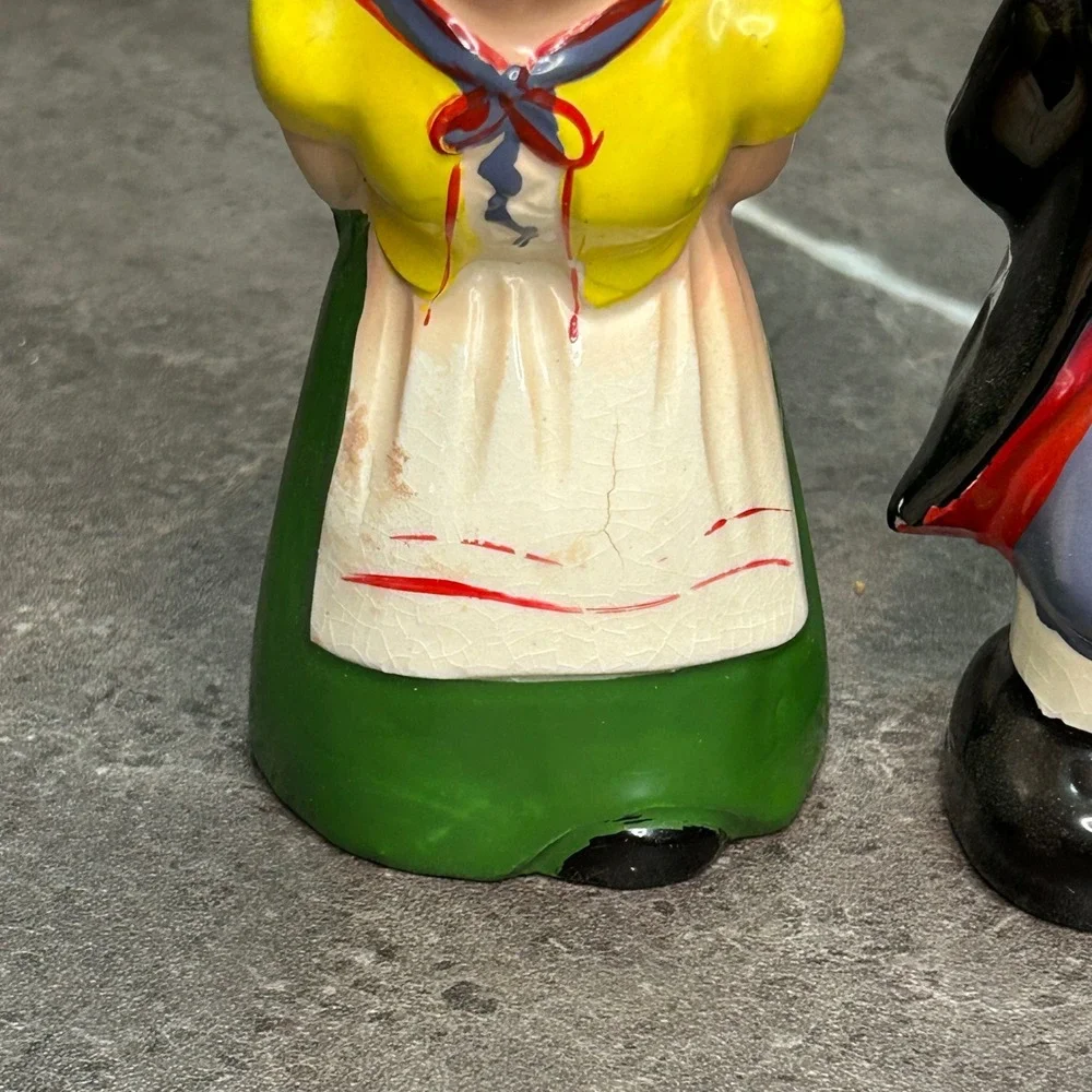 Vintage Kissing Dutch Boy and Girl Salt and Pepper Shakers Ceramic Figurines